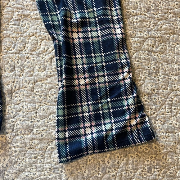 Women’s Pajama set NWT - Picture 4 of 5